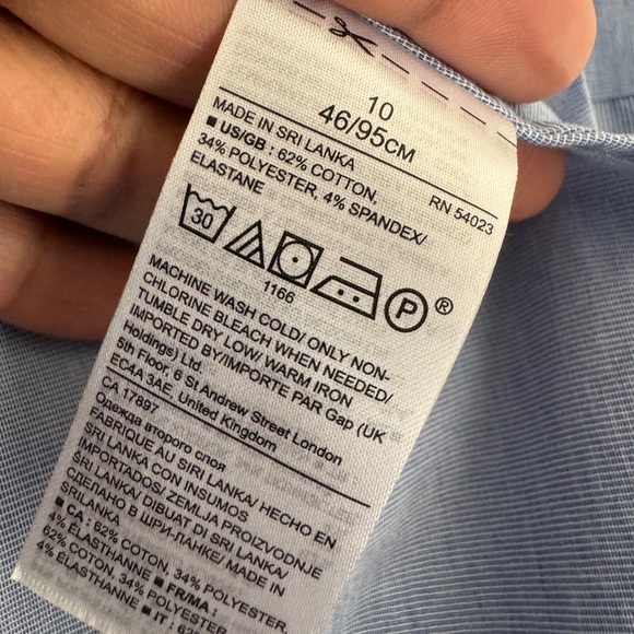 Banana Republic Women’s Button Up Button Down Shirt w/ accordion ruffle wrist - Picture 3 of 6